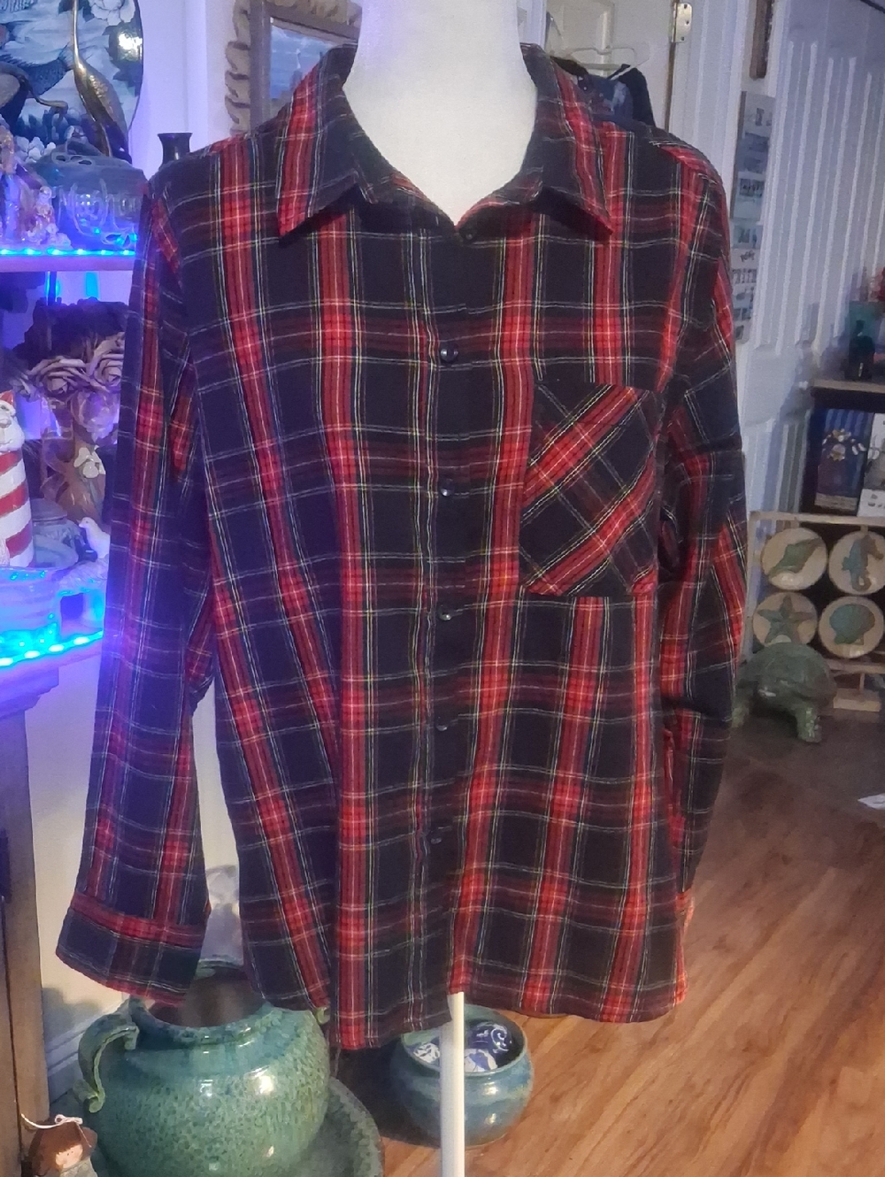 A New Woman Red & Black Plaid Button-Up Shirt